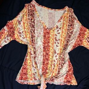 NY&CO cold shoulder twist front top